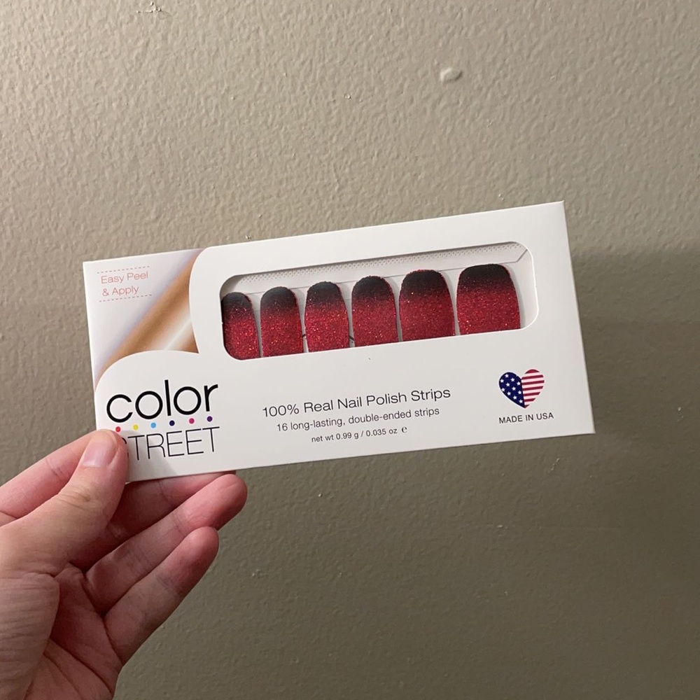 Color Street Bloody Gorgeous